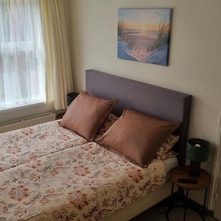 Vakantiewoning "Aan Het Bosje" Zoutelande - Strand 200M ! Eksteriør bilde